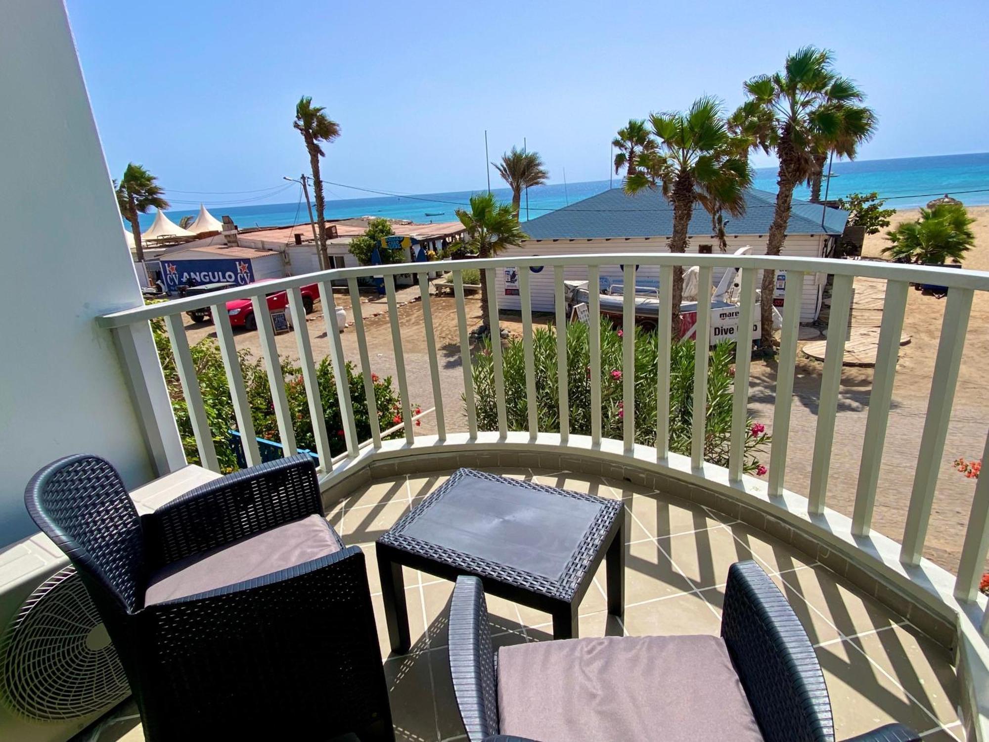 Leme Bedje Sea View - By Bobbywashere Santa Maria Exterior foto